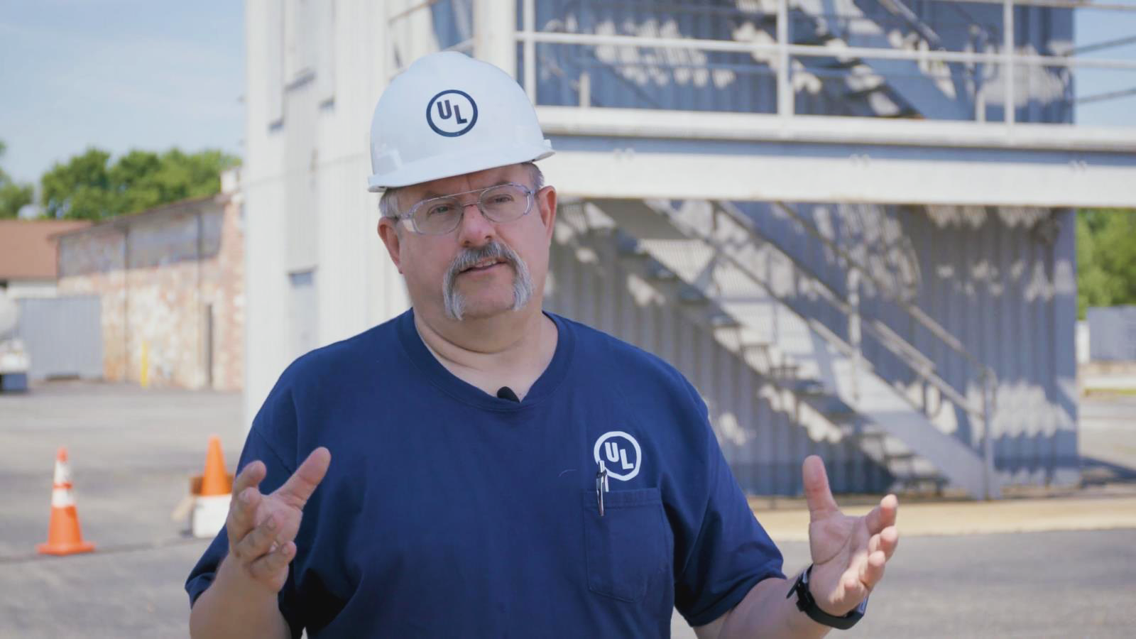 Dan Madrzykowski, senior director of research at UL Research Institutes’ Fire Safety Research Institute, is an award-winning leader who has advanced fire safety science for over 35 years.